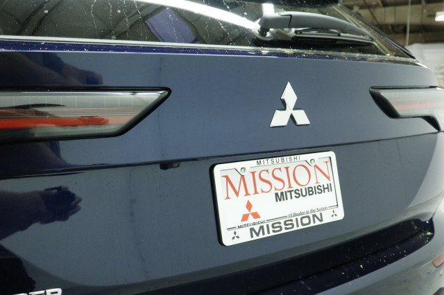 New 2026 Mitsubishi Outlander ES FWD image 4