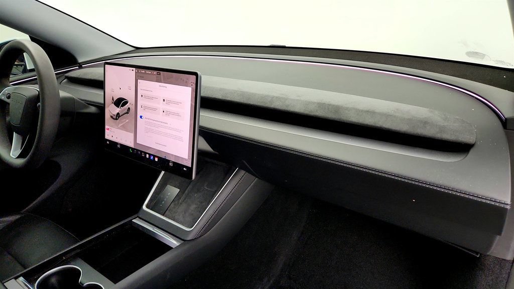Used 2026 Tesla Model Y AWD image 27