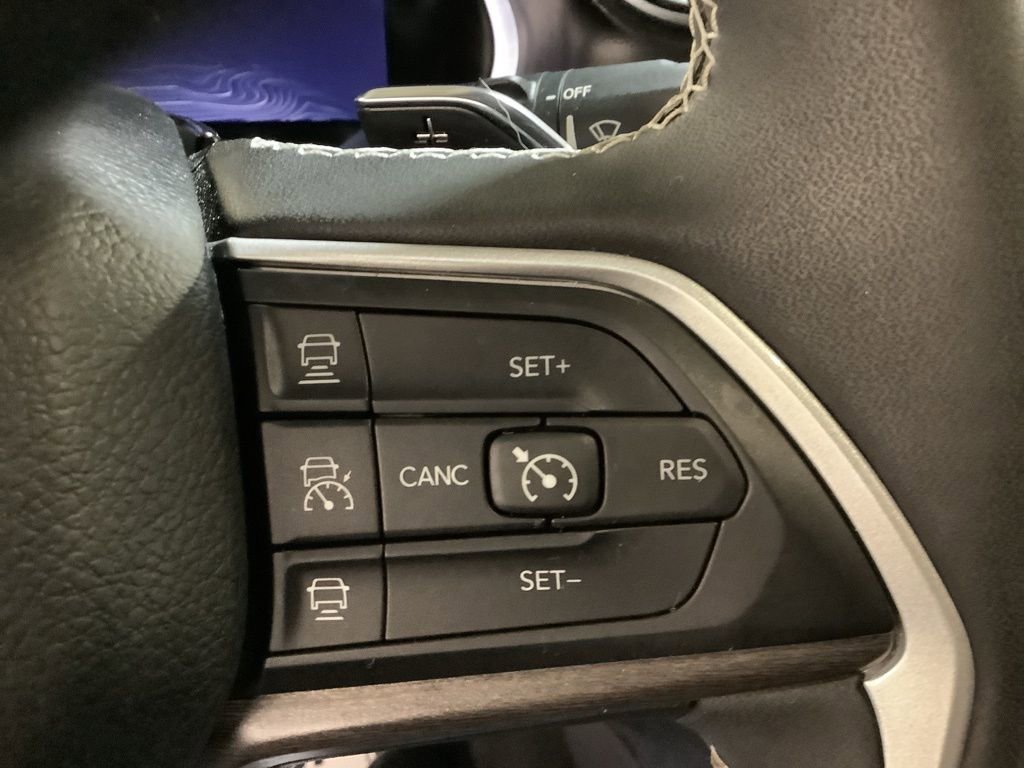 Certified 2023 Jeep Grand Cherokee Limited image 26