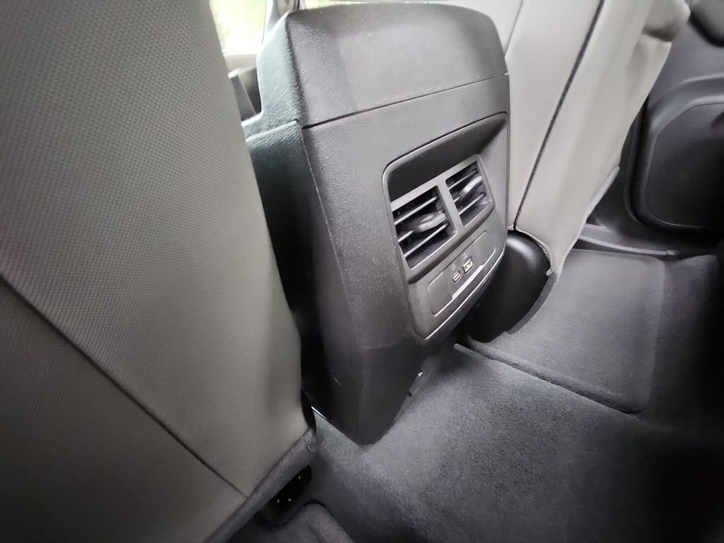 Used 2024 Chevrolet Colorado ZR2 w/ Technology Package image 25