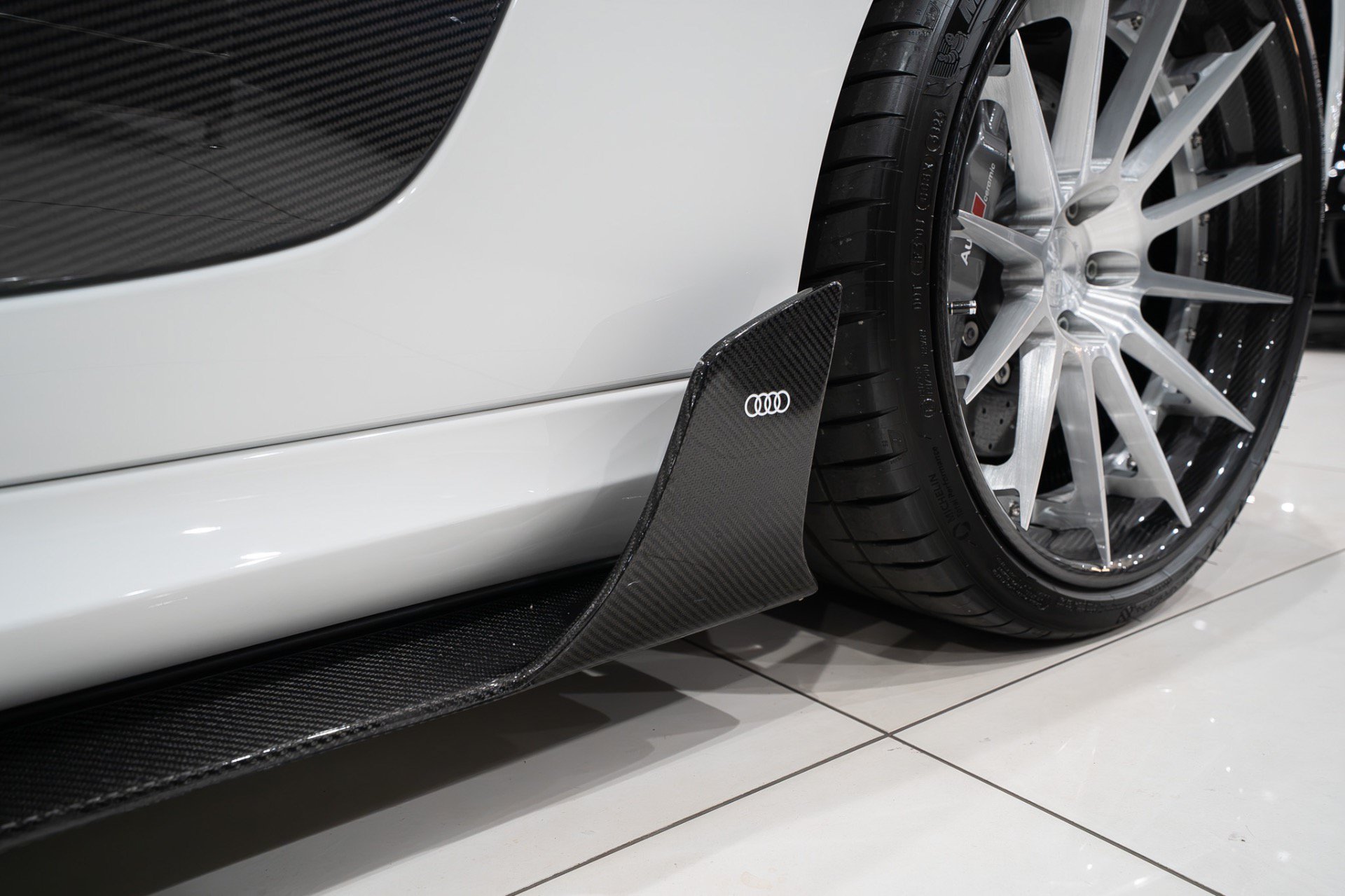 Used 2014 Audi R8 V10 AWD/4WD image 48