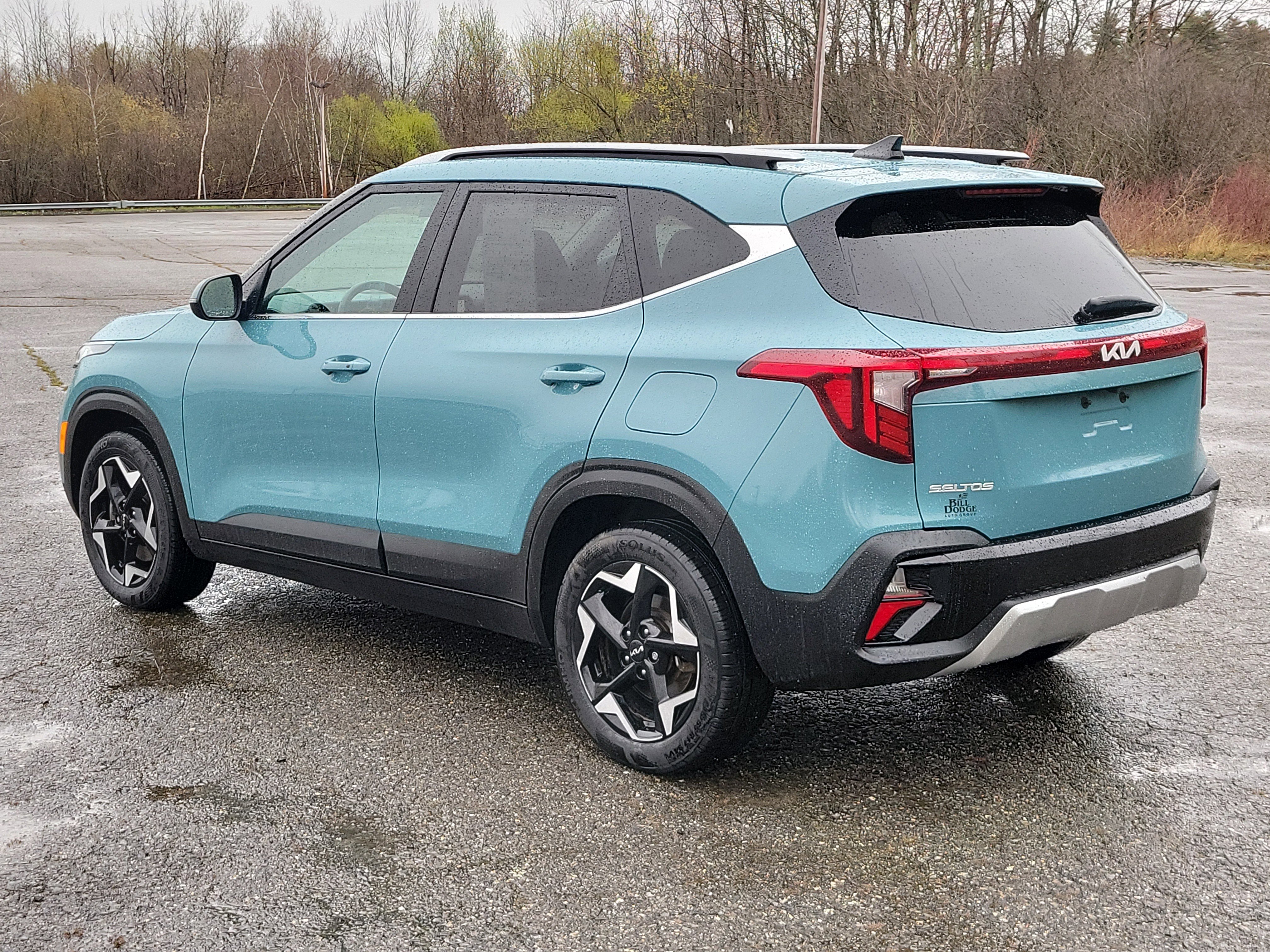 Used 2024 Kia Seltos EX AWD/4WD image 7