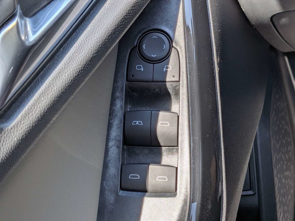 Used 2025 Chevrolet Equinox LT w/ Convenience Package II FWD image 26