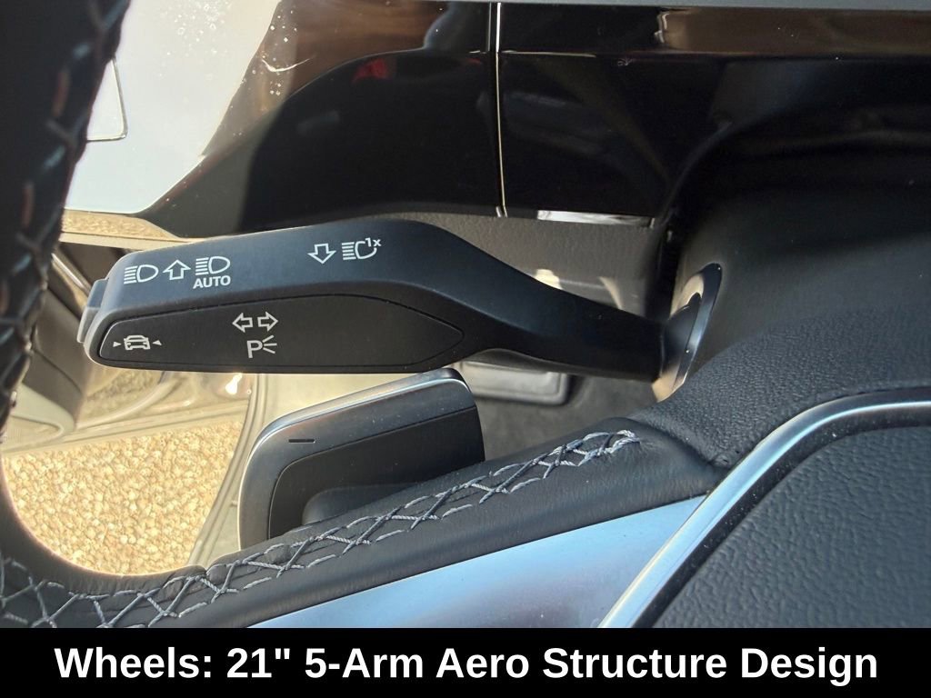 Used 2024 Audi Q8 e-tron Premium Plus w/ Premium Plus Package image 26