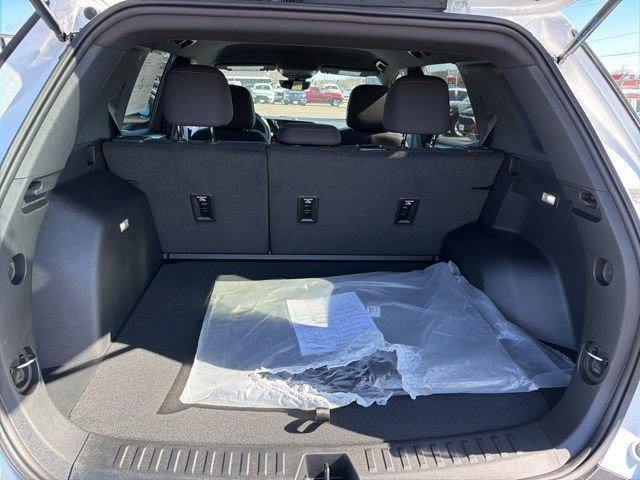 New 2026 Chevrolet Equinox LT w/ Safety and Technology Package FWD image 11