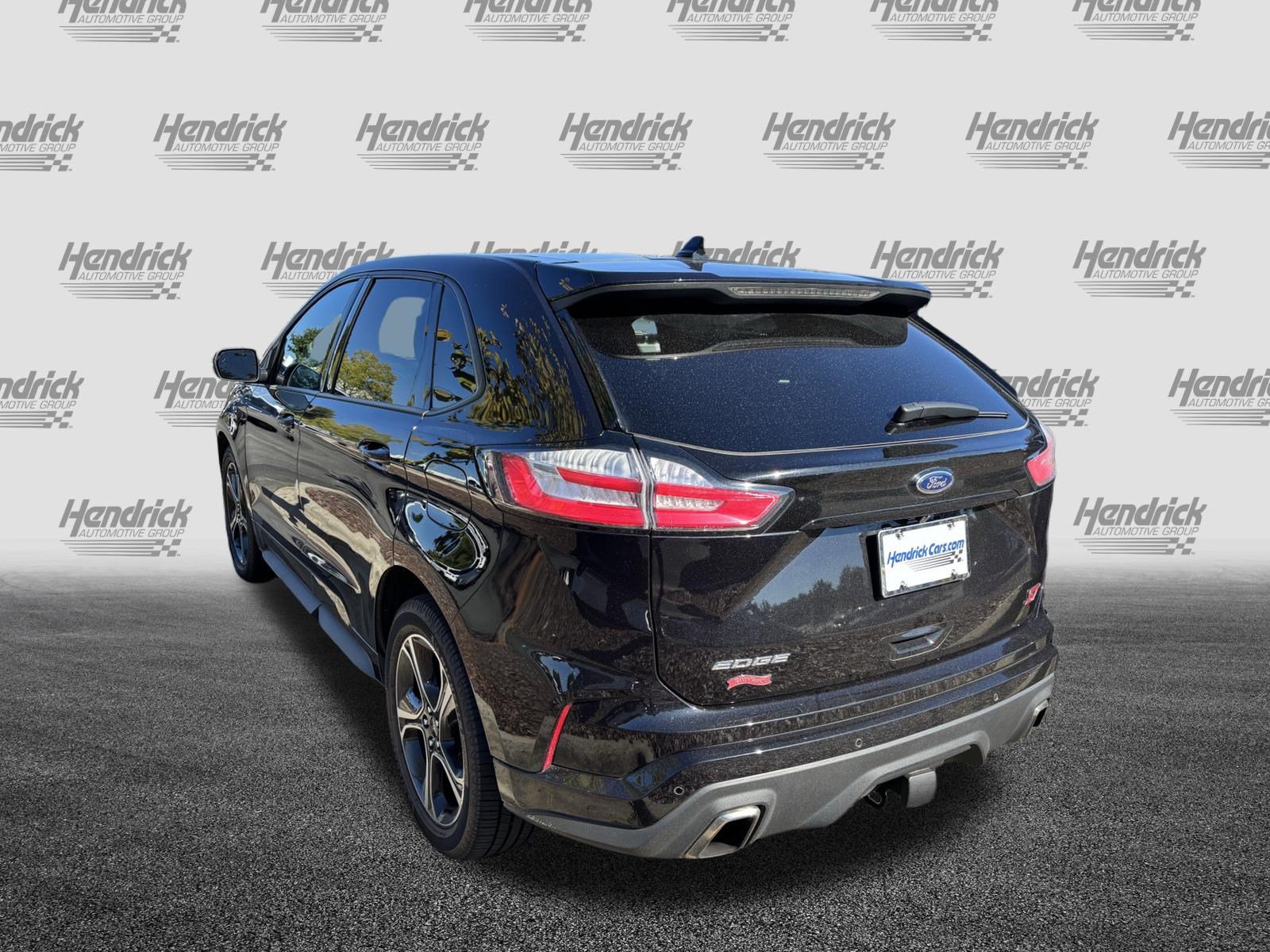 Used 2019 Ford Edge ST w/ Convenience Package AWD/4WD image 7