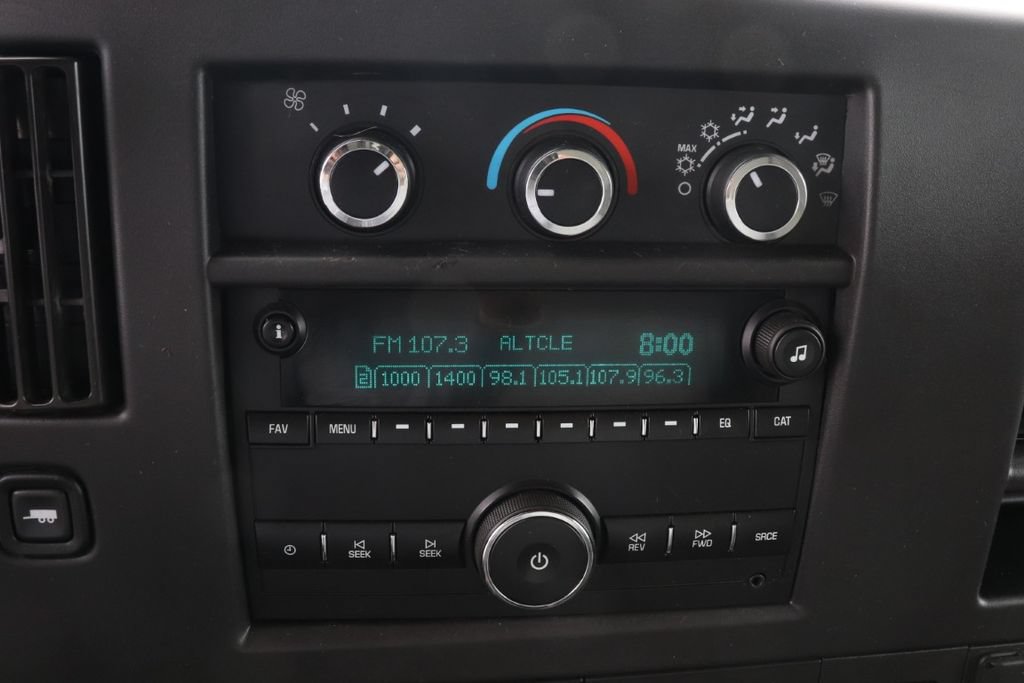 Used 2021 Chevrolet Express 4500 Extended w/ Power Convenience Package RWD image 18