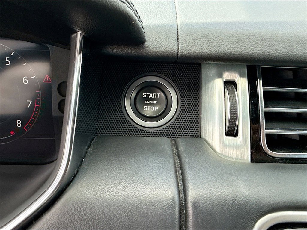 Used 2019 Land Rover Range Rover Supercharged image 22