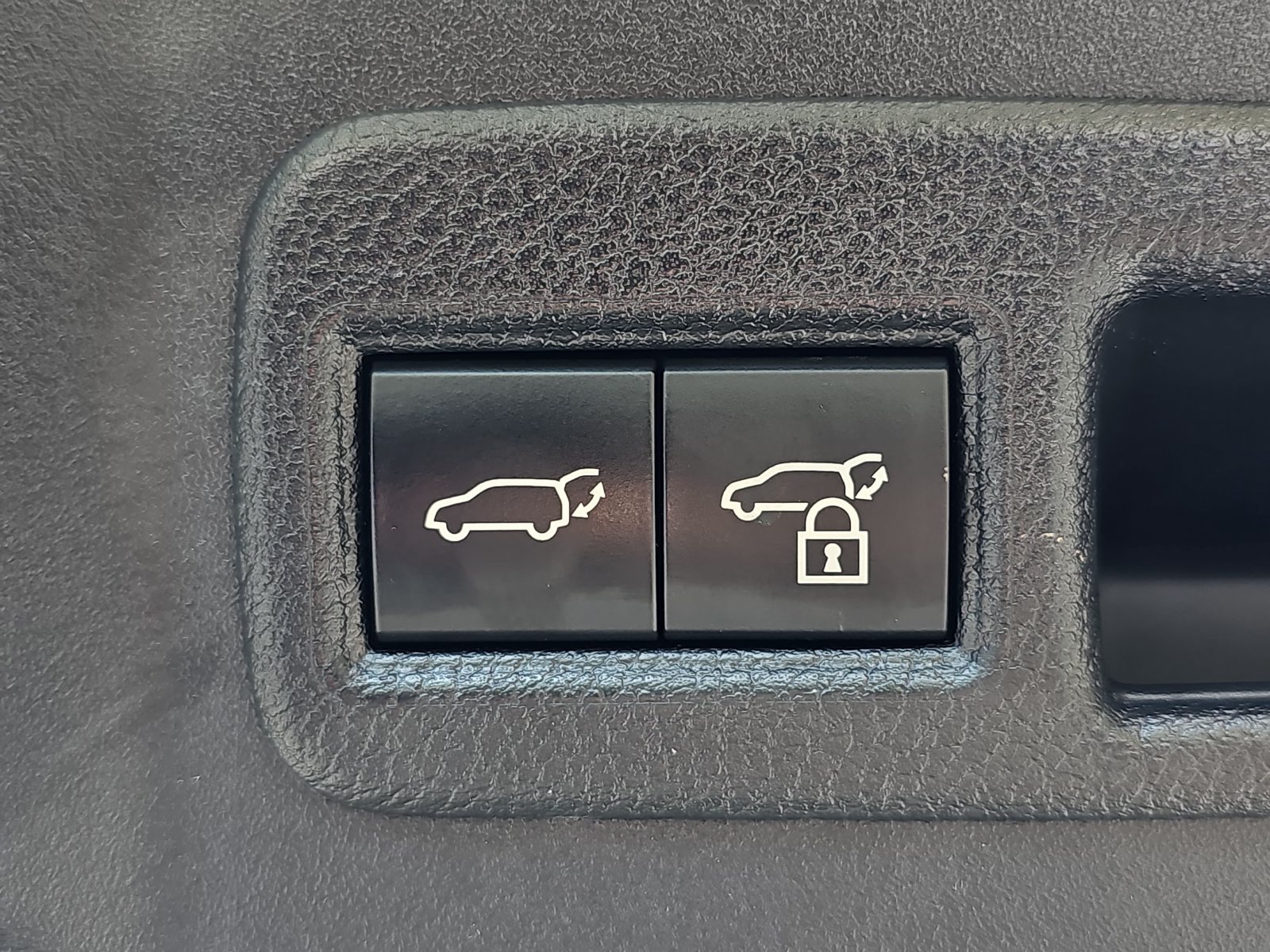 Certified 2023 Subaru Solterra AWD image 13