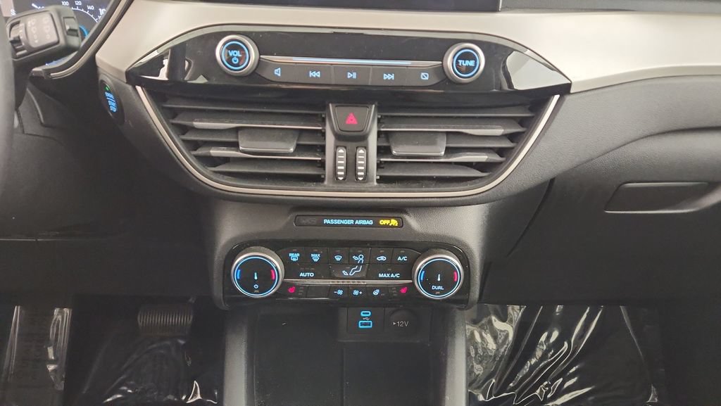 Used 2022 Ford Escape SE w/ Convenience Package AWD/4WD image 16