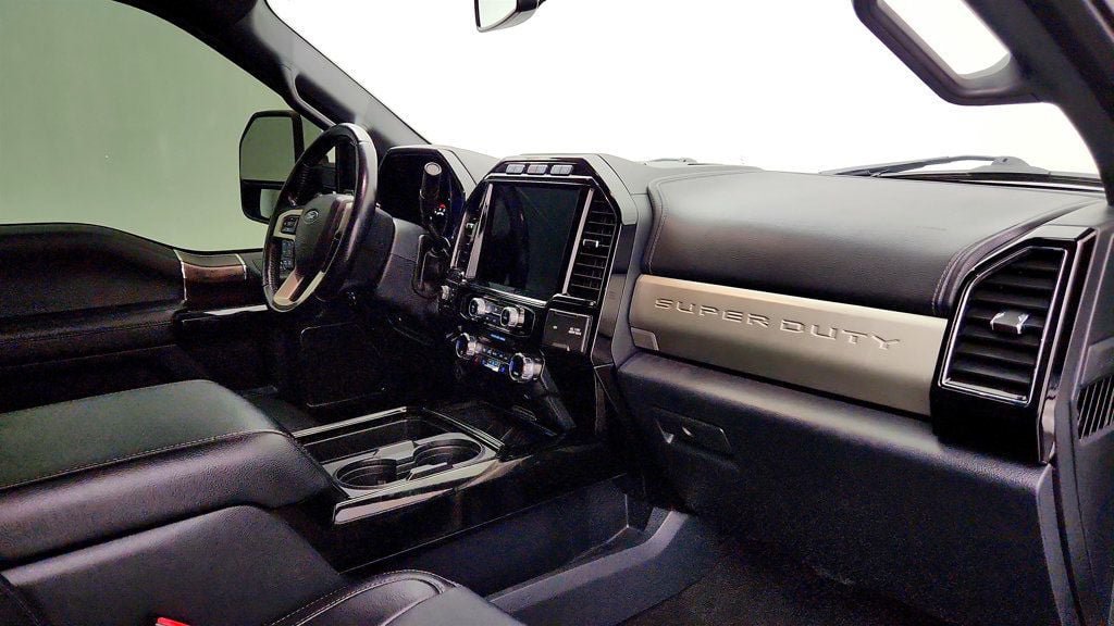 Used 2022 Ford F250 Lariat w/ Lariat Ultimate Package AWD/4WD image 26