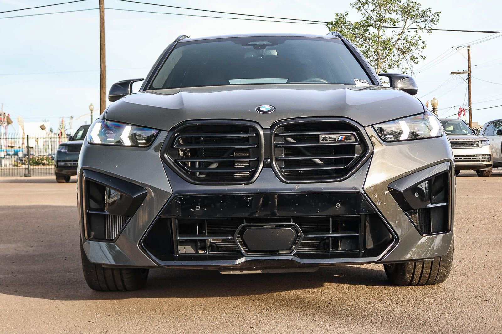Used 2025 BMW X5 M Competition w/ Executive Package image 2