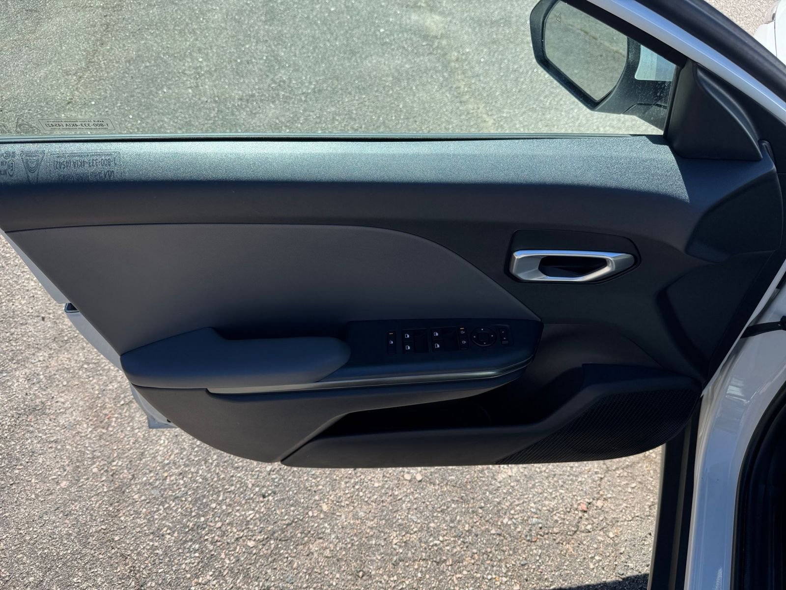 Used 2025 Kia K4 LXS image 18