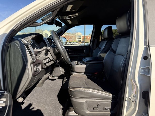 Used 2022 RAM 3500 Laramie w/ Night Edition image 12