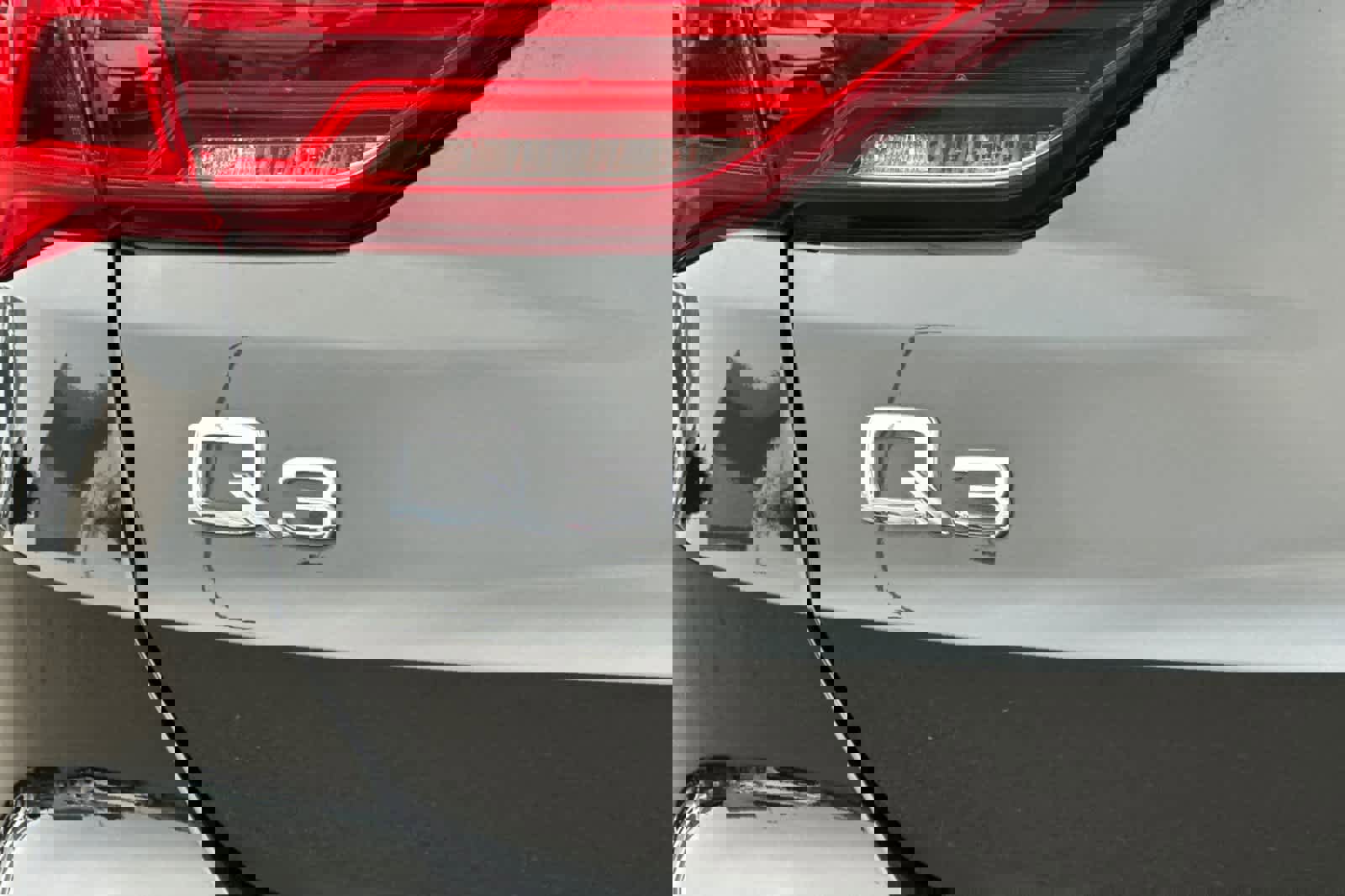 Used 2023 Audi Q3 2.0T Premium image 32