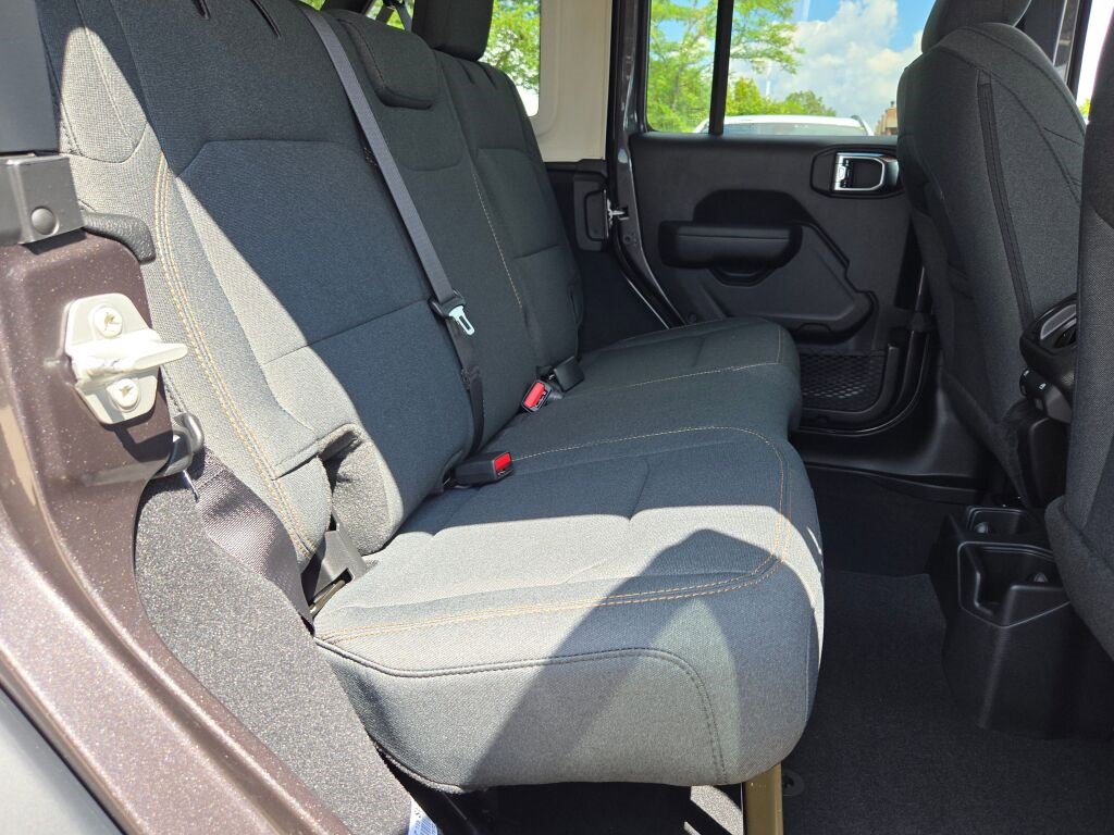 New 2025 Jeep Wrangler Sport S image 10