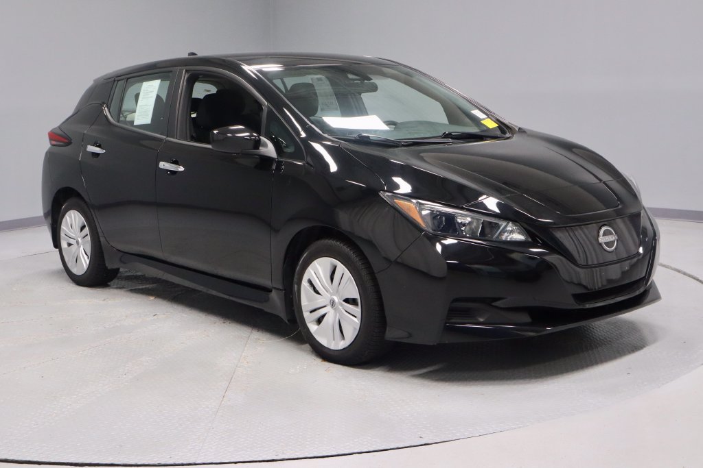 Used 2025 Nissan Leaf S FWD image 1