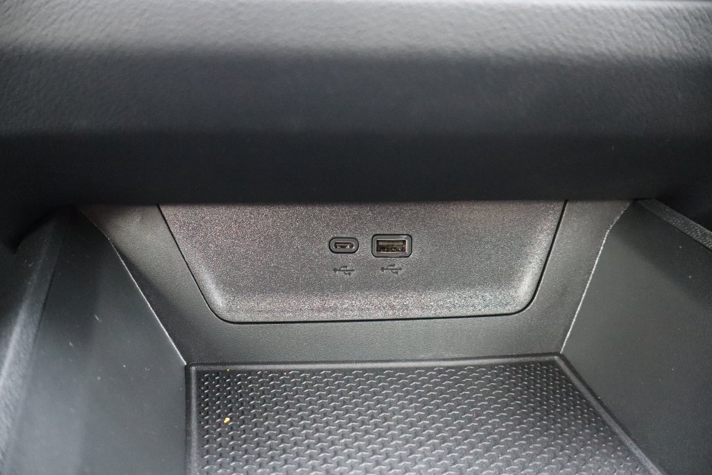 New 2027 Chevrolet Equinox RS w/ Safety and Technology Package AWD/4WD image 22