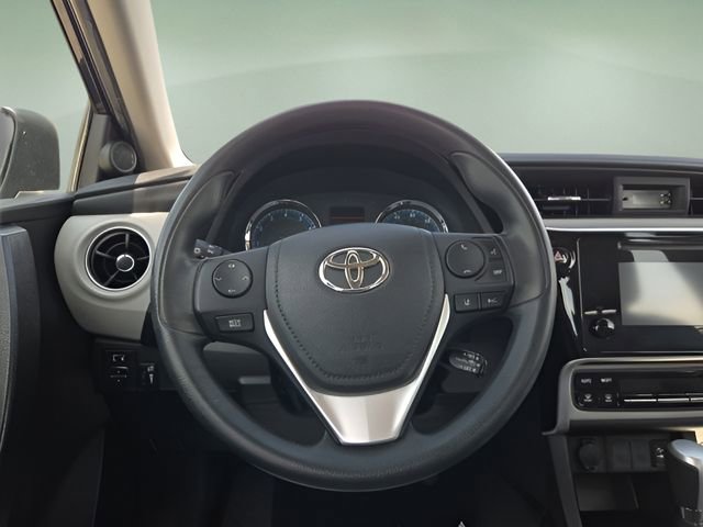 Used 2017 Toyota Corolla L image 12