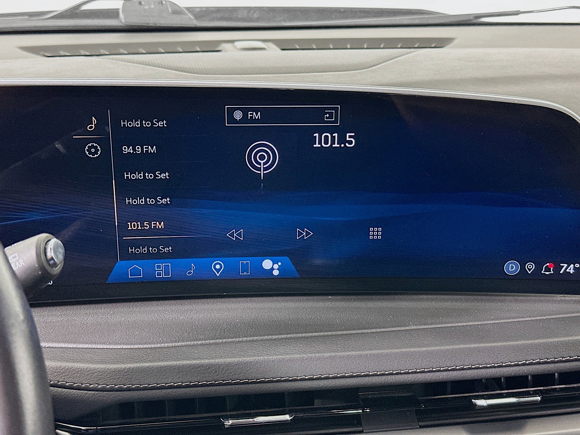 Used 2024 Cadillac XT4 Premium Luxury image 21