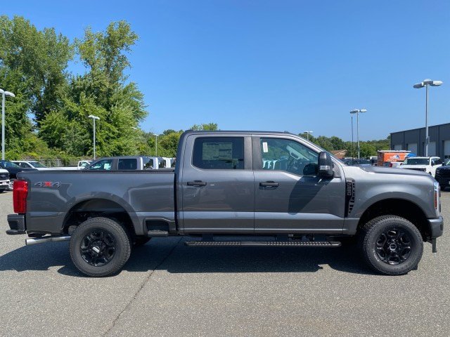 New 2026 Ford F250 XL w/ STX Appearance Package AWD/4WD image 6