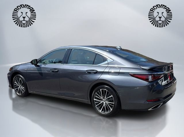 Used 2025 Lexus ES 350 w/ Premium Package image 7