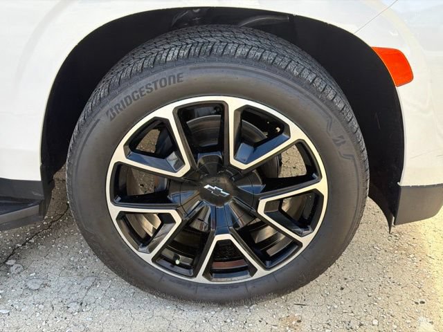 Used 2022 Chevrolet Tahoe RST w/ Luxury Package RWD image 10