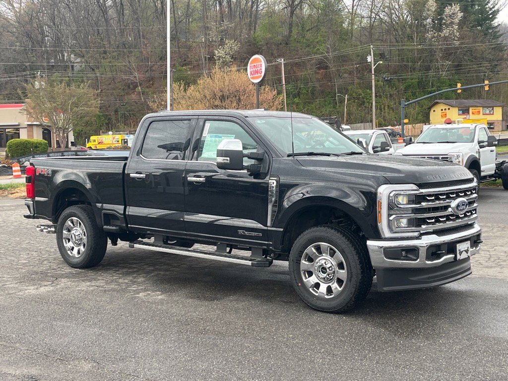 New 2025 Ford F250 Lariat w/ Chrome Package image 1