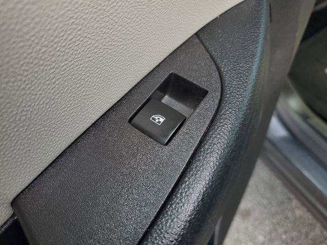 Used 2017 Chevrolet Equinox LS image 14