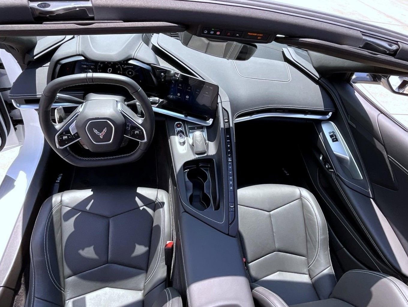 Used 2024 Chevrolet Corvette Stingray Coupe w/ 1LT image 13