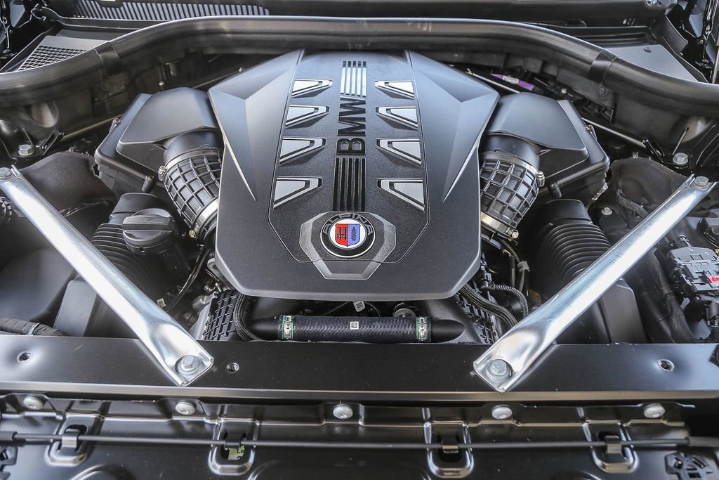 New 2026 BMW ALPINA XB7 AWD/4WD image 25