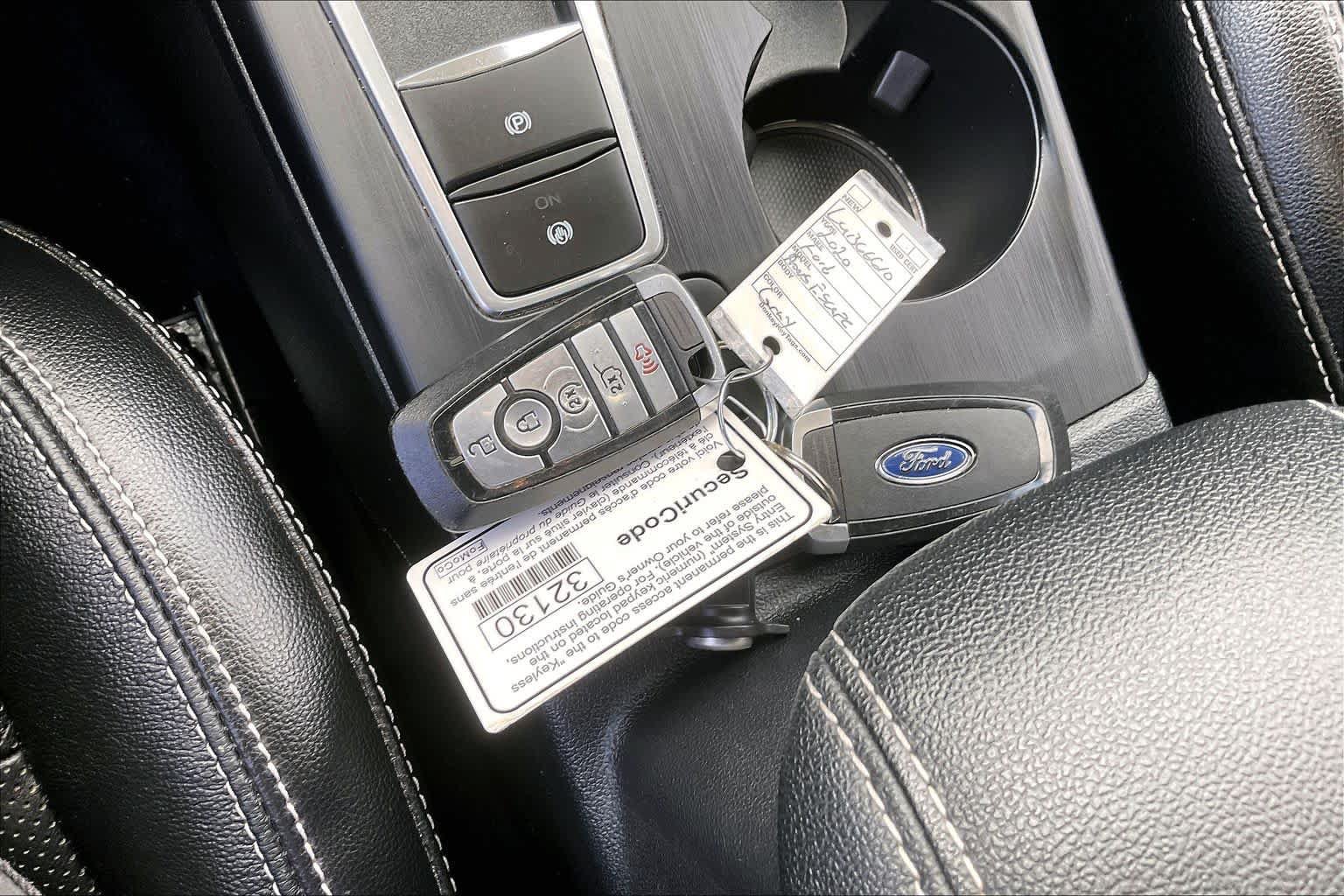 Used 2020 Ford Escape Titanium FWD image 14
