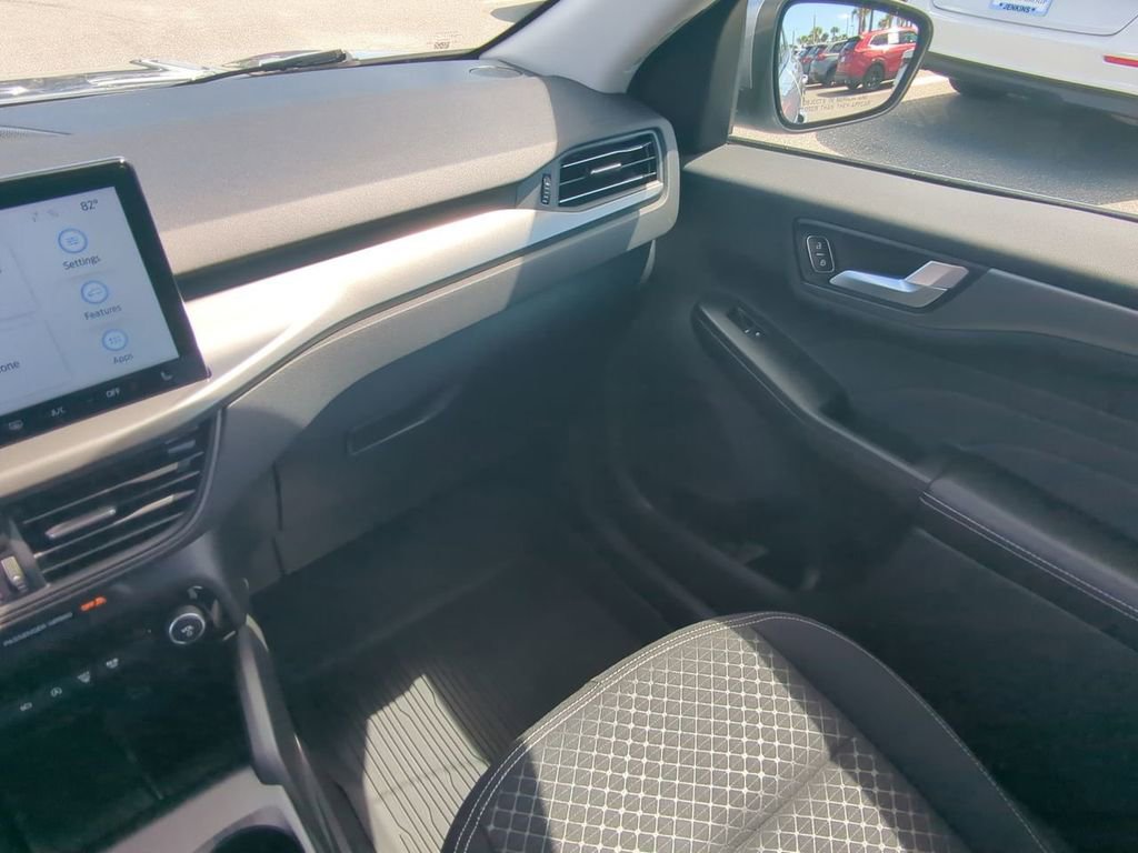 Used 2023 Ford Escape Active w/ Tech Pack #2 image 17