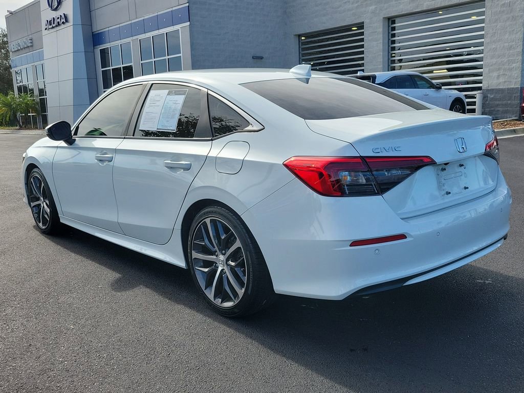 Used 2023 Honda Civic Touring image 4