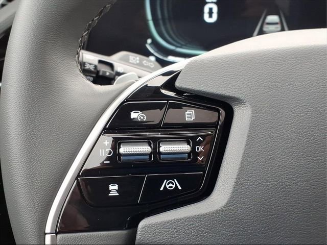 Used 2024 Kia Niro EX Touring image 27