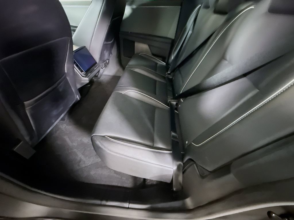 Used 2024 Tesla Cybertruck AWD Crew Cab image 25