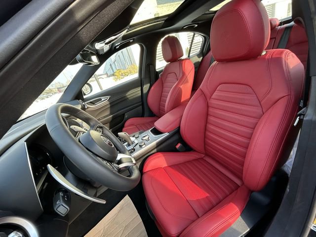 New 2026 Alfa Romeo Giulia AWD w/ Driving Assist Package image 11
