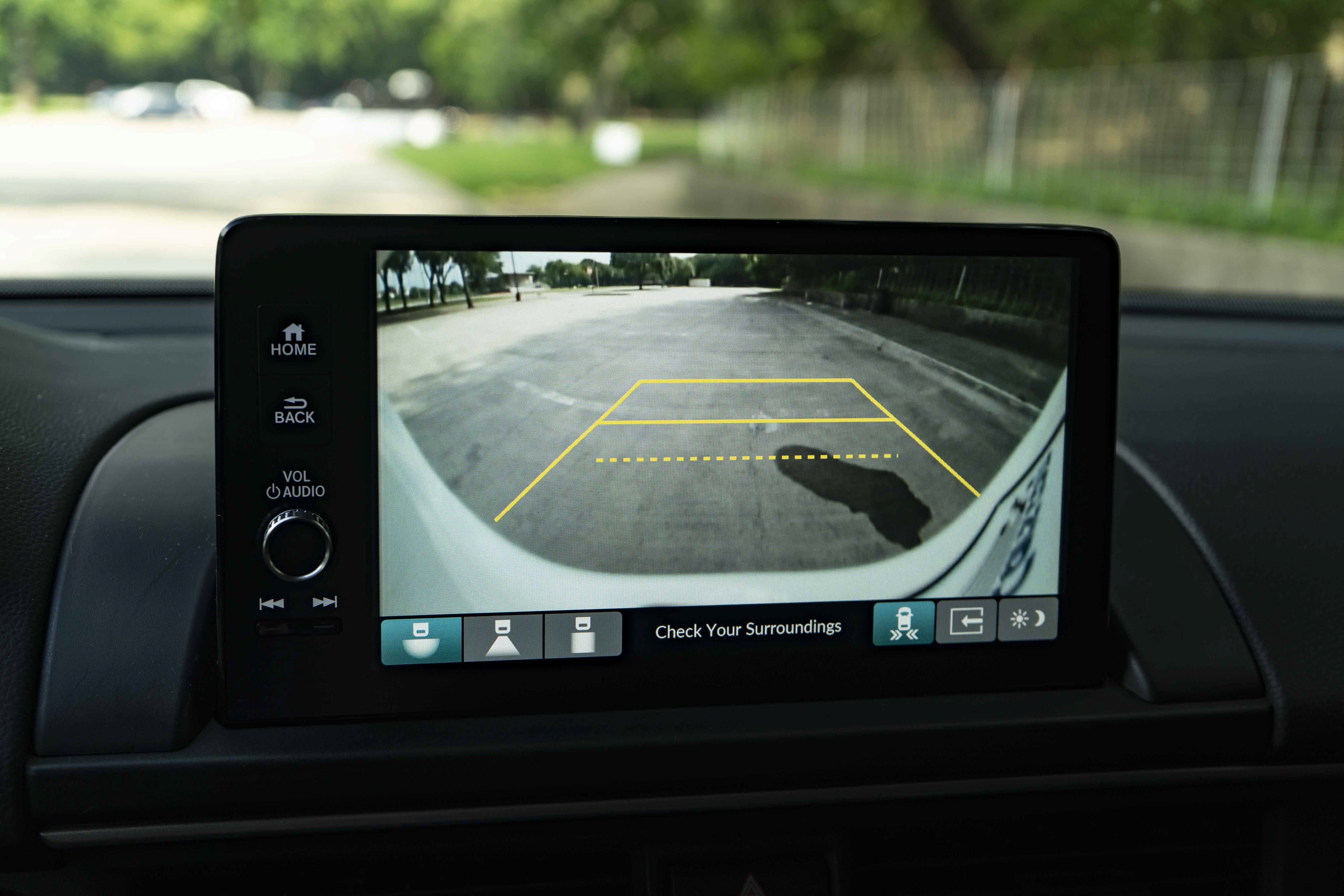 Used 2025 Honda Pilot EX-L image 32