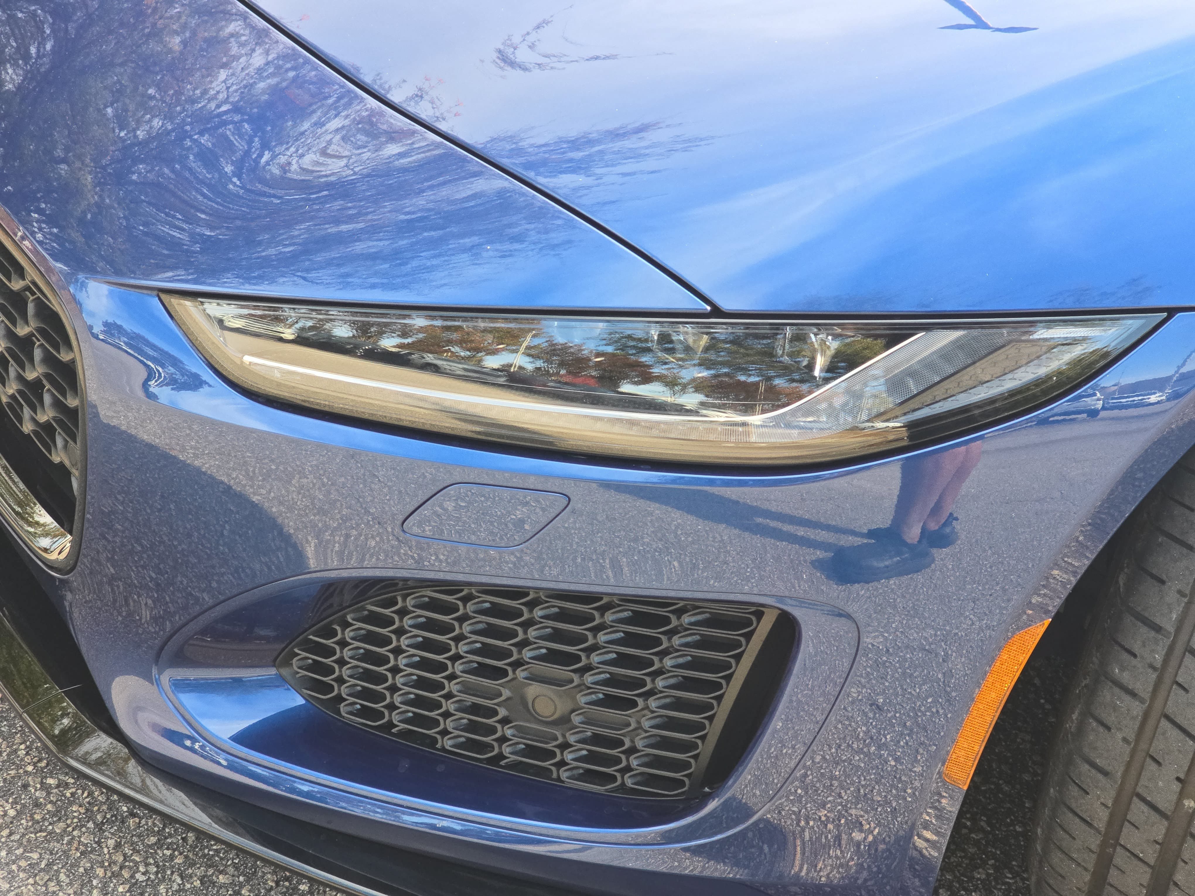Certified 2023 Jaguar F-TYPE Convertible RWD image 27