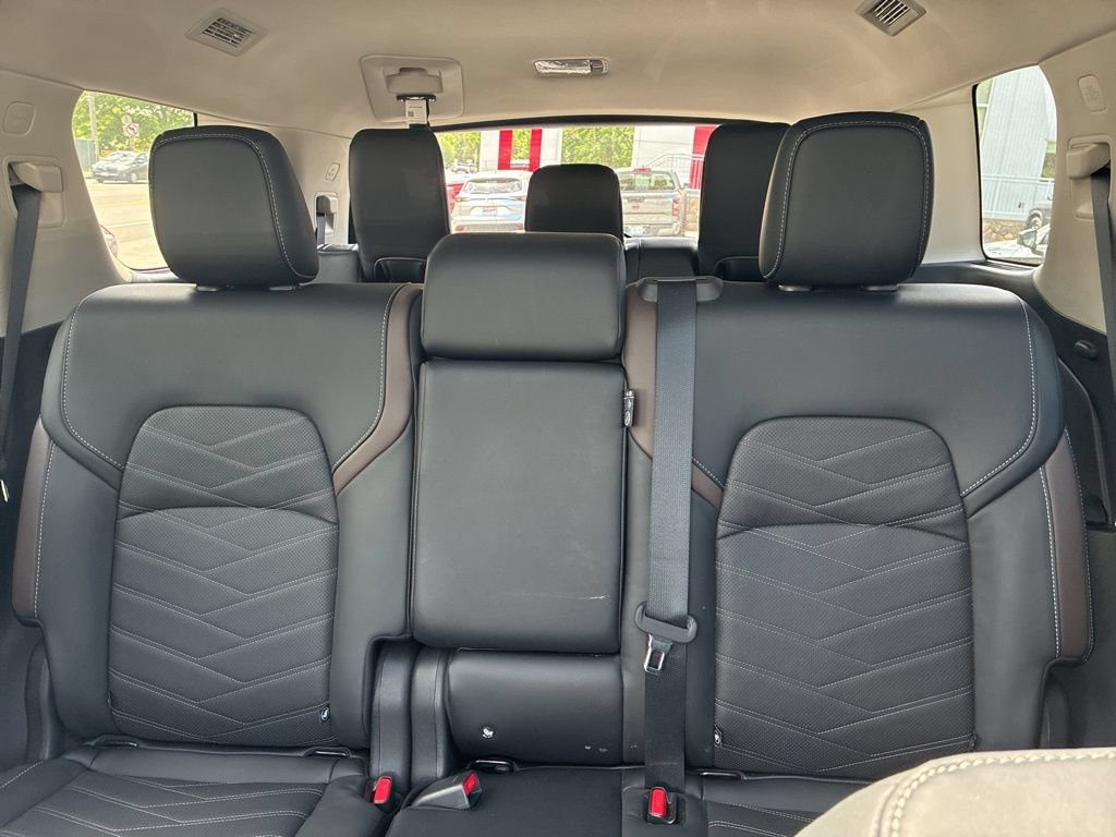 Certified 2024 Nissan Pathfinder Platinum w/ Cargo Package AWD/4WD image 28