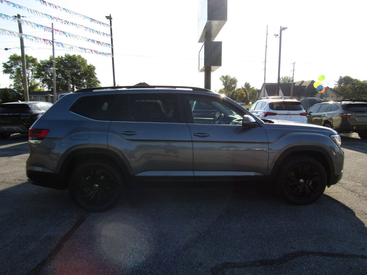 Used 2022 Volkswagen Atlas SE image 8