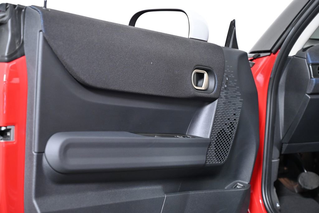 Certified 2025 MINI Cooper 2-Door Hardtop image 25