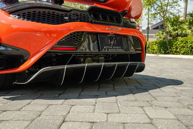Used 2021 McLaren 765LT image 52
