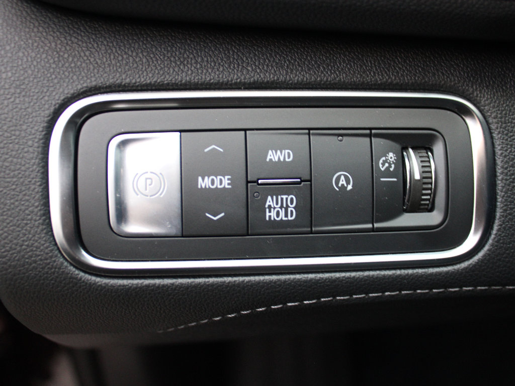 Certified 2026 Buick Enclave Avenir w/ Super Cruise Package image 26