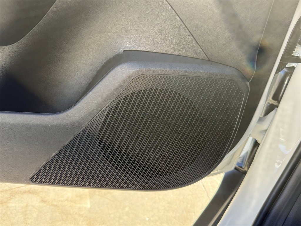 New 2025 Kia K4 LXS image 19