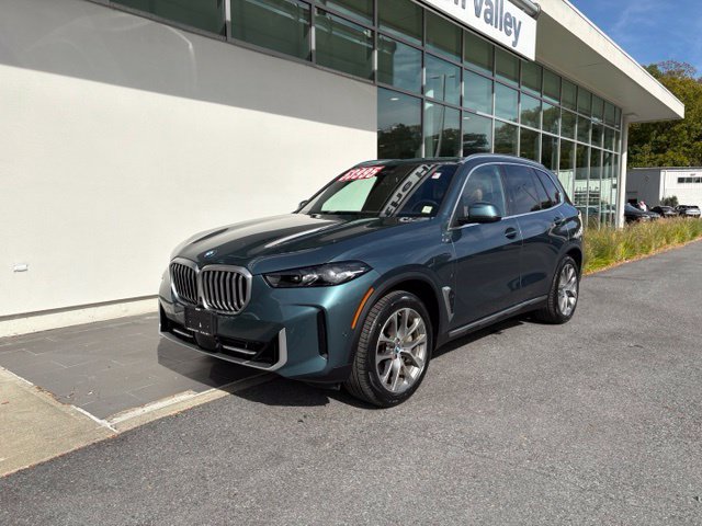 Used 2024 BMW X5 xDrive50e AWD/4WD image 3