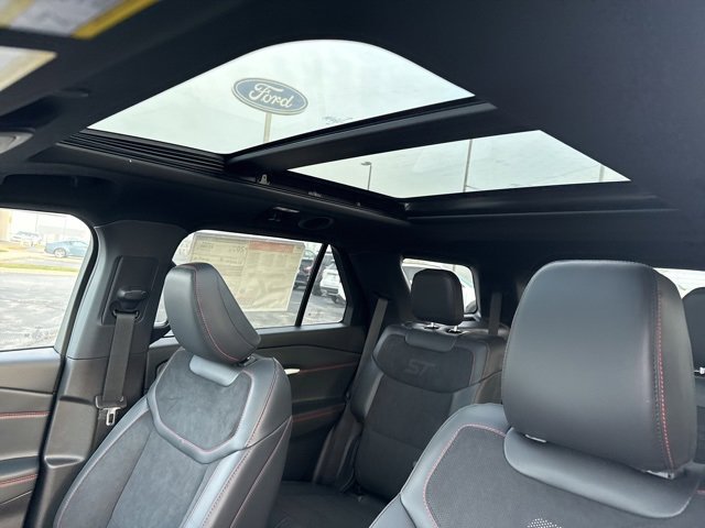 New 2025 Ford Explorer ST w/ Sun And Sound Package image 44