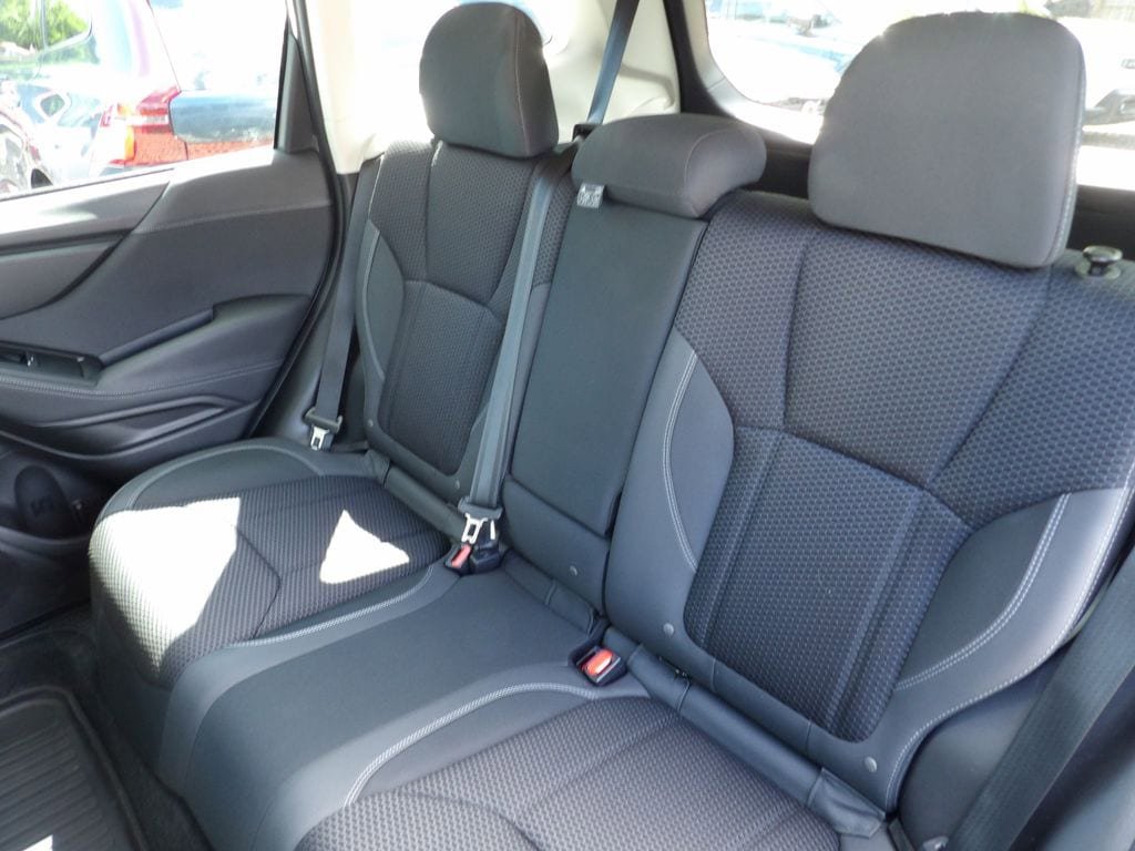 Used 2020 Subaru Forester Premium AWD/4WD image 25