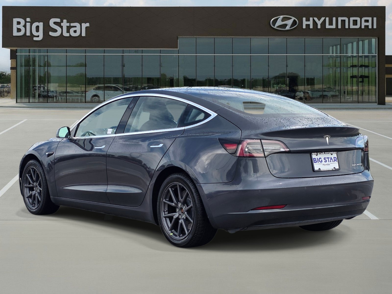 Used 2018 Tesla Model 3 Performance AWD/4WD image 3