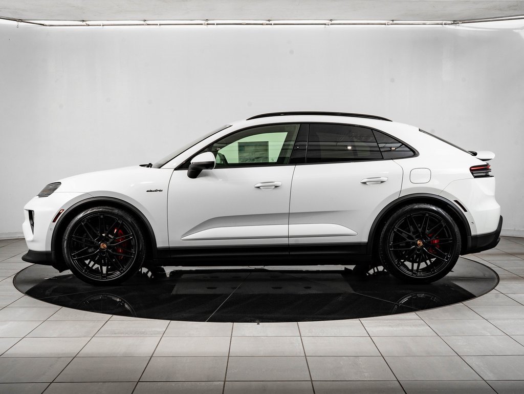 New 2026 Porsche Macan 4S Electric image 2